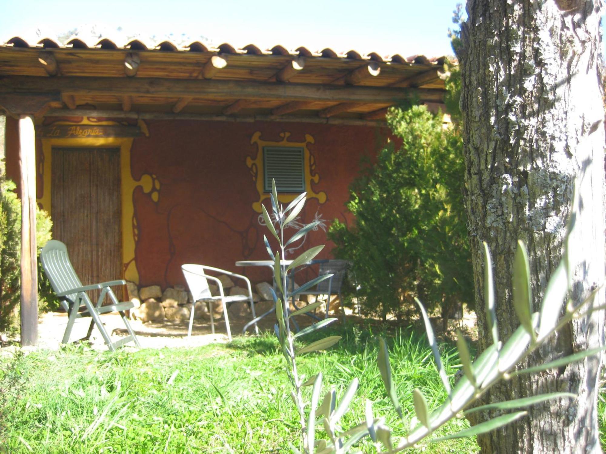 Apartamentos Rurales Candela Canamero Exterior photo